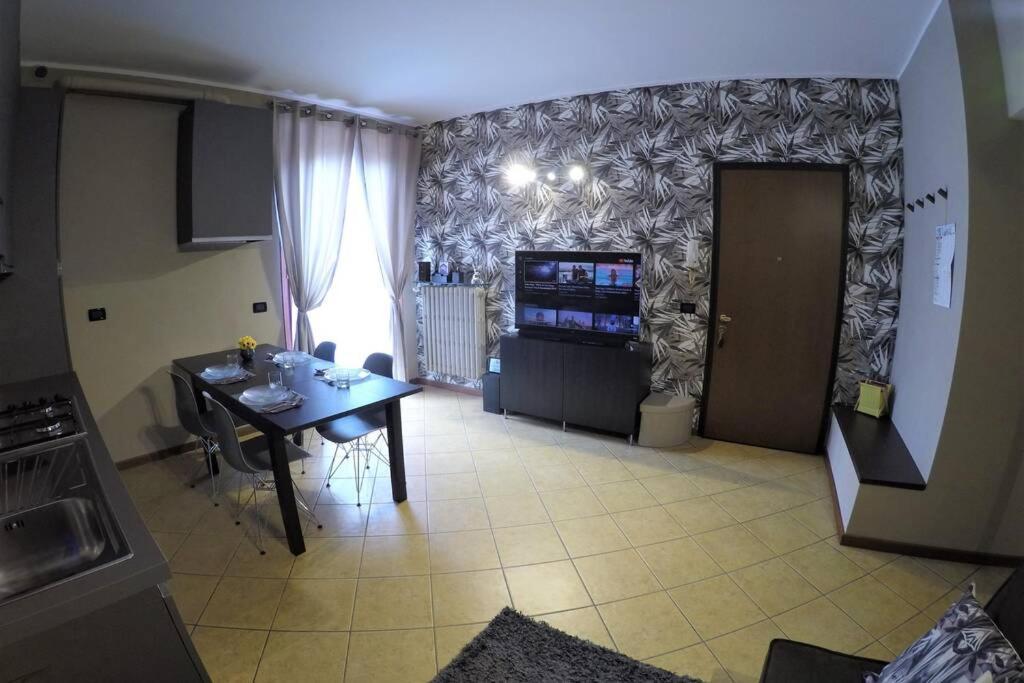 Ferienwohnung Casa Di Mirco - Ampio E Moderno Bilocale Castenedolo Exterior foto