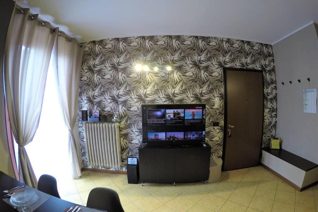 Ferienwohnung Casa Di Mirco - Ampio E Moderno Bilocale Castenedolo Exterior foto