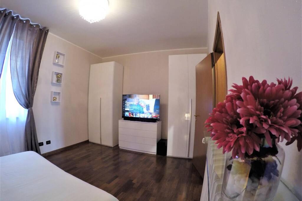 Ferienwohnung Casa Di Mirco - Ampio E Moderno Bilocale Castenedolo Exterior foto